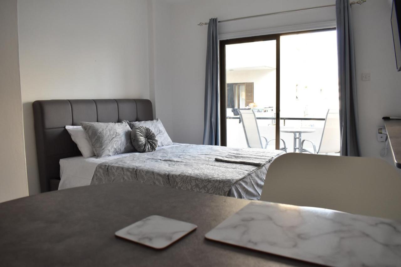 Marias Apartment - In City Centre,Near Beach 拉纳卡 外观 照片