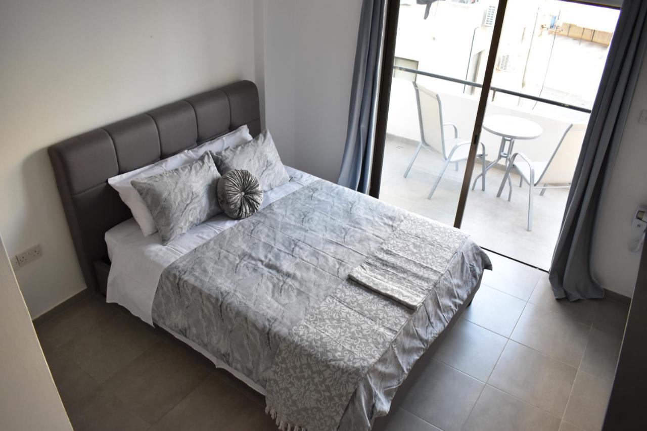 Marias Apartment - In City Centre,Near Beach 拉纳卡 外观 照片
